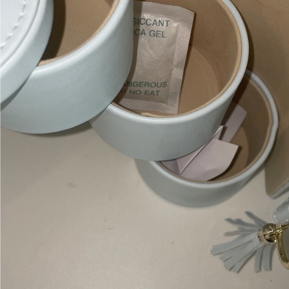 Soft Blue jewelry travel organizer cylinder Travel Clutch - Picture 7 of 7